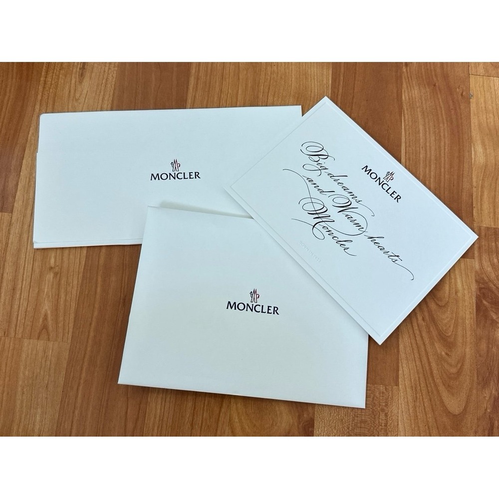 Moncler‎ luxury packaging documents